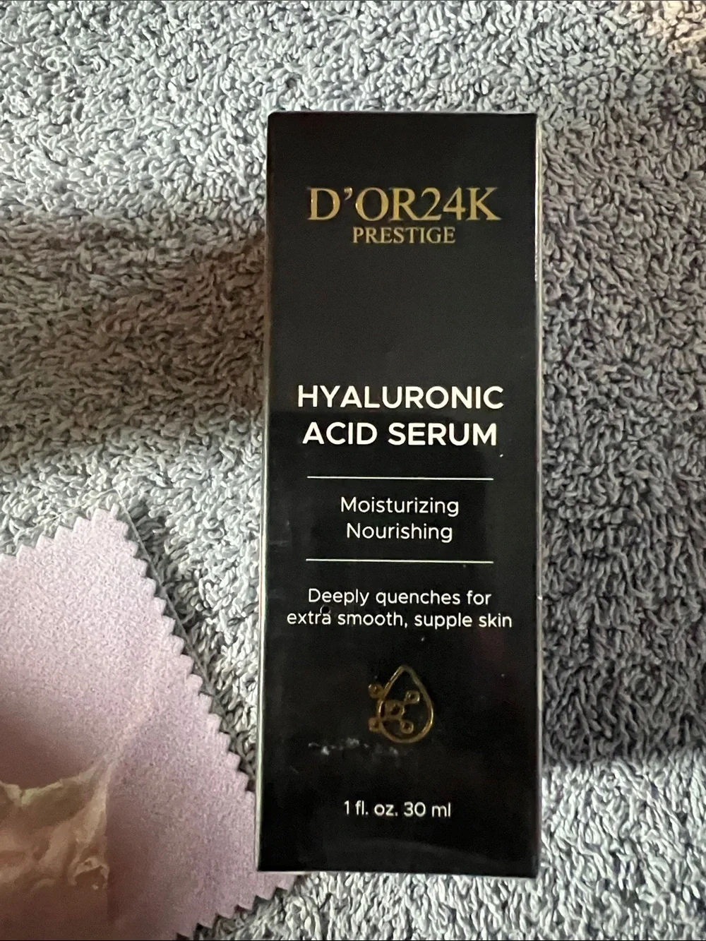 D'OR24K Prestige Hyaluronic Acid Serum - Black & Gold Packaging